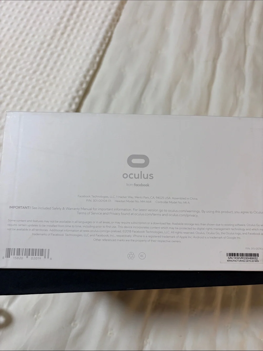 Oculus Go 64GB Standalone VR Headset in Light Gray